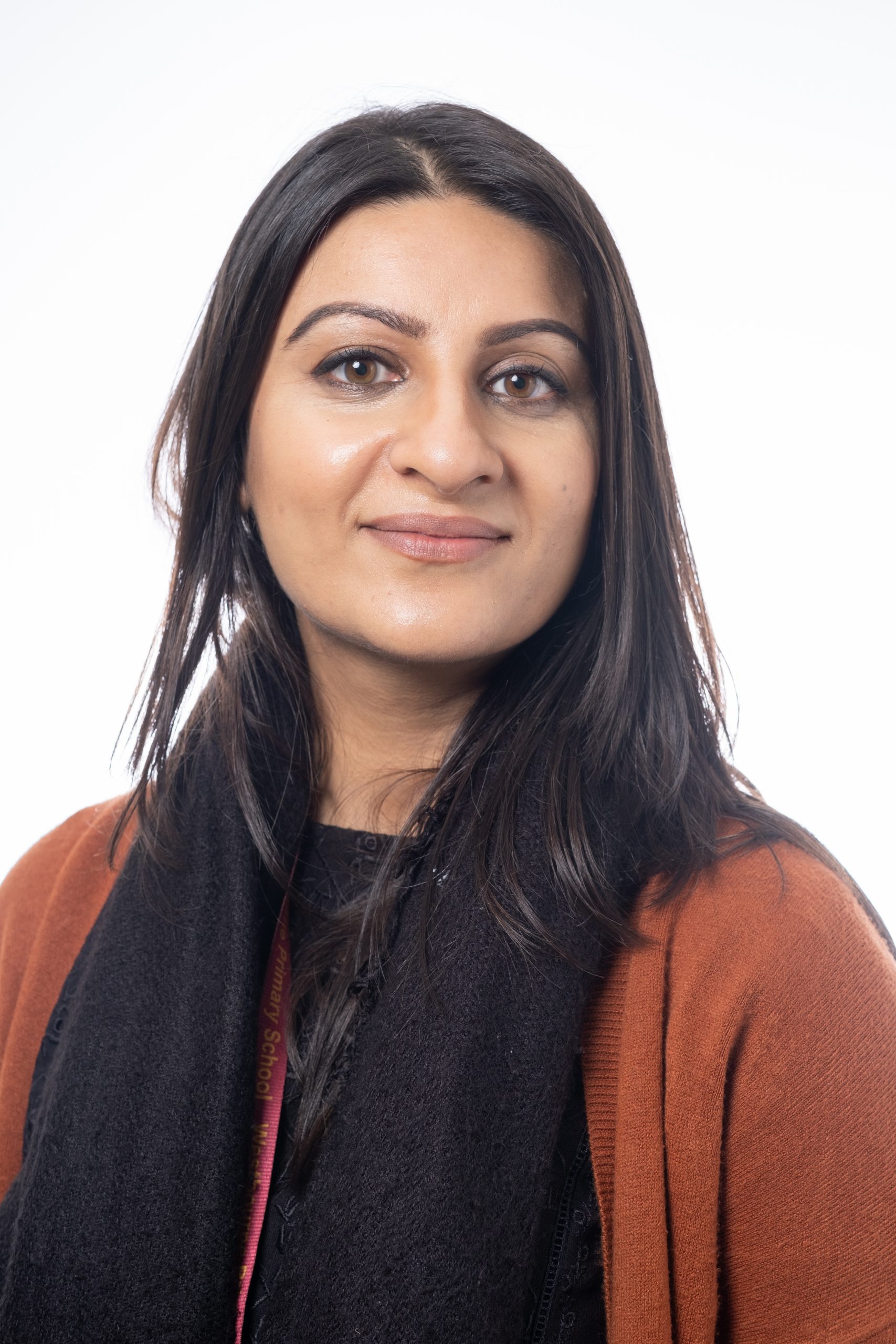 Mrs Fozia Azmat