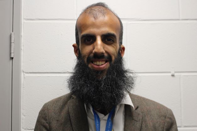 Mr Waqqas Akhtar